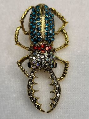 New Vintage-style Stag Beetle Brooch / Pin